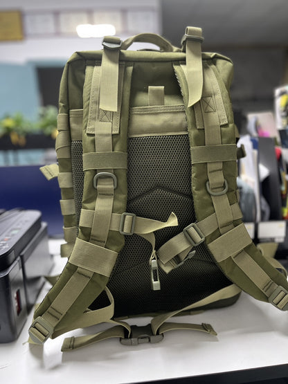 Outdoor Rucksack 56–75L Camouflage – Wasserdicht & robust