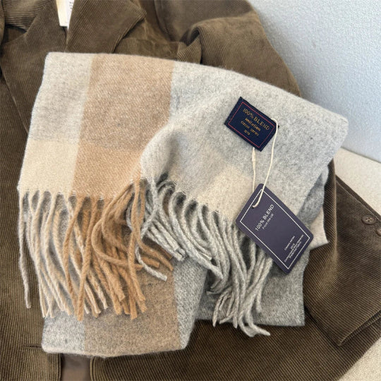 Eleganter Schal im England-Stil – Klassischer Karoschal mit Fransen für Herbst & Winter