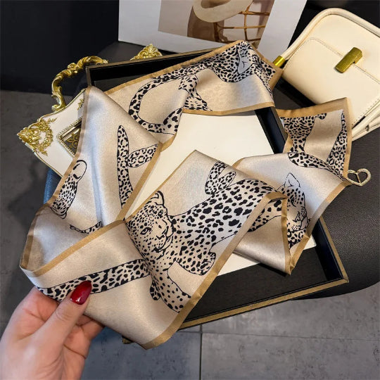 Elegantes Seidenschal-Band – Multifunktionales Accessoire für Haare, Handgelenk & Tasche