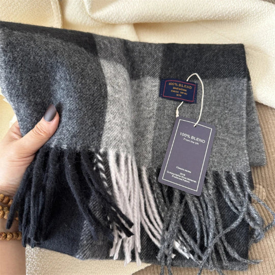 Eleganter Schal im England-Stil – Klassischer Karoschal mit Fransen für Herbst & Winter